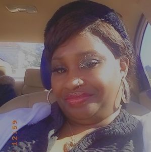 Meet your Posher, Camille